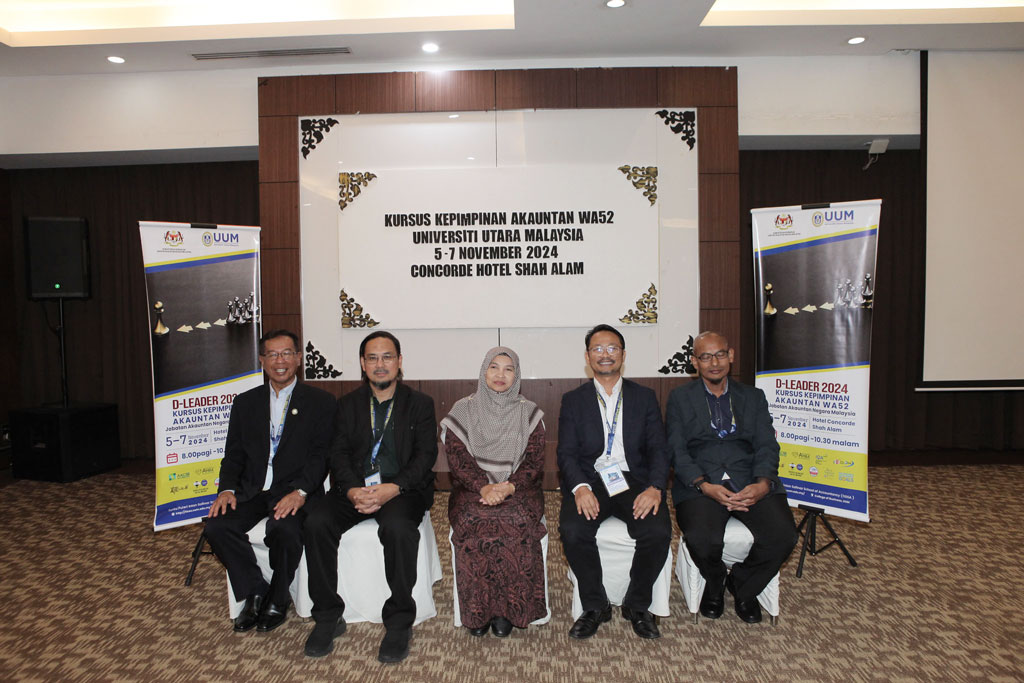 Dr%20Khairol%20Anuar%20Ishak